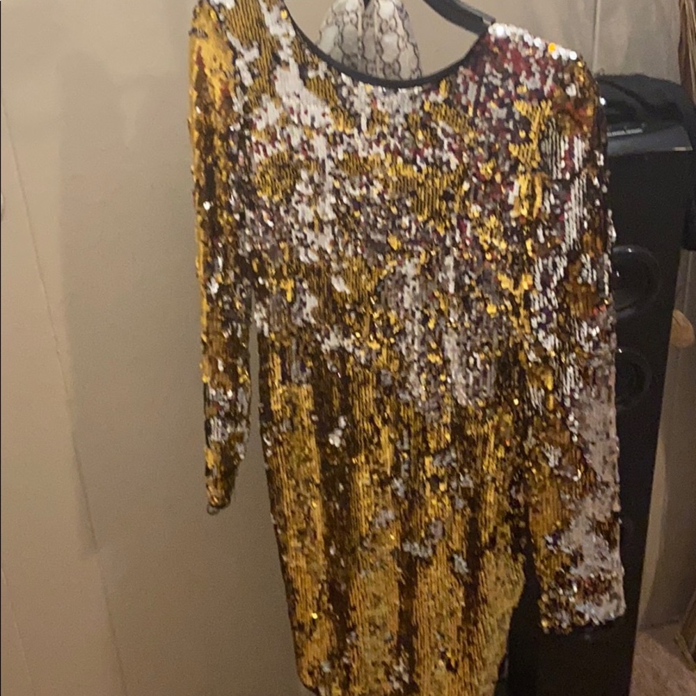 Dress - Picture 1 of 5